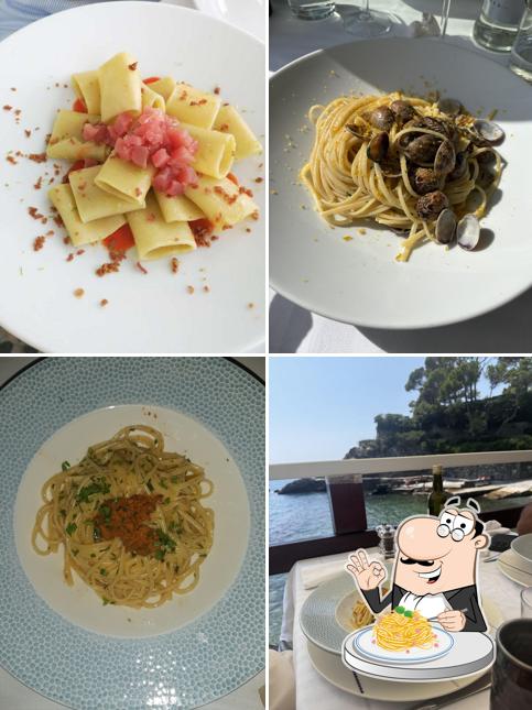 Spaghetti alla carbonara al L'Arenella ristorante sul mare