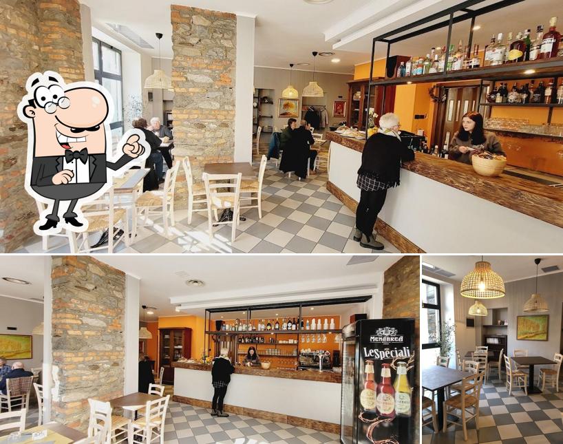 Gli interni di L’Angolo bar con cucina
