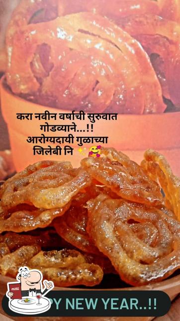 Food at Swa Varhadi Misal