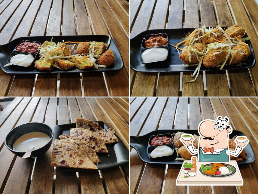 Food at Threee Monkkeys Cafe