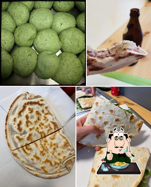 Platti al Monaldi piadina e cassoni acquaviva