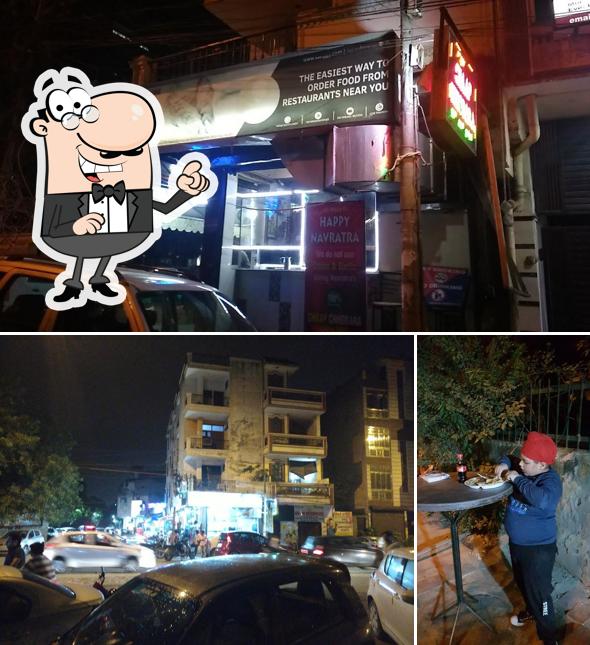 The restaurant's exterior and dining table