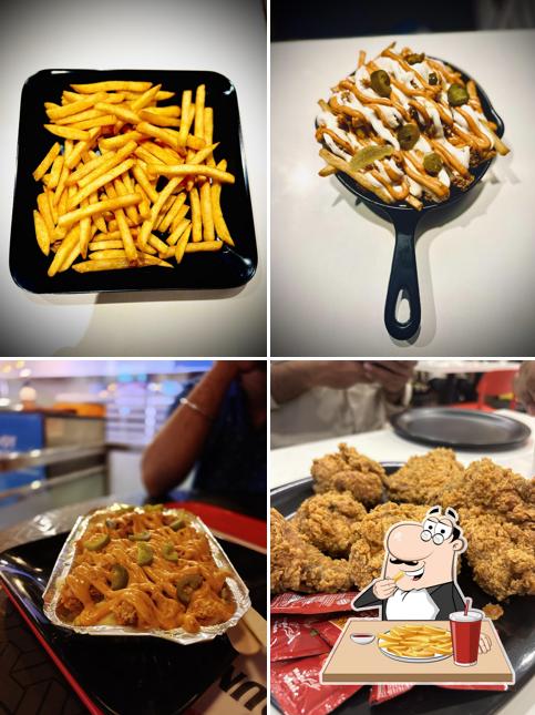 French fries at Crunchy's MG Road Thrissur