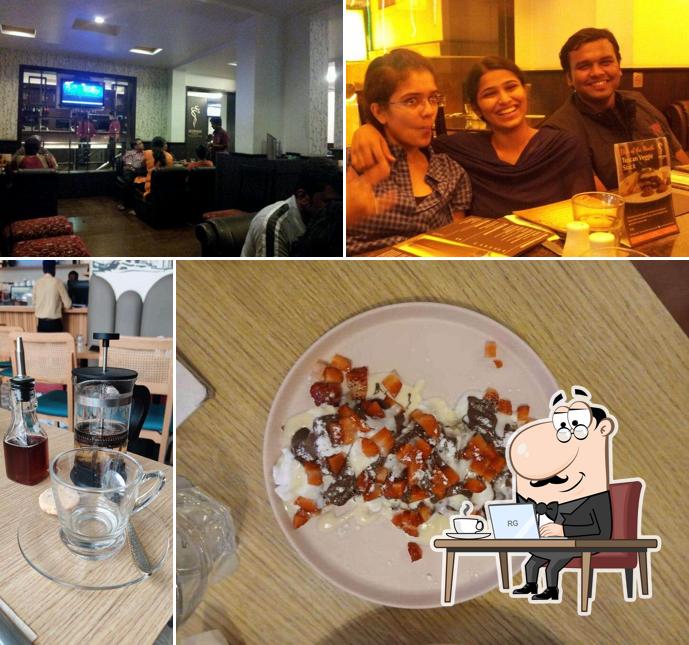 Aromas cafe & bistro