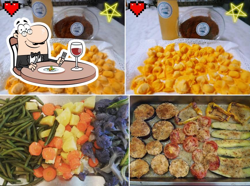 Cibo al Rosticceria, gastronomia, polleria, pasta fresca, macelleria di Paola e Matteo