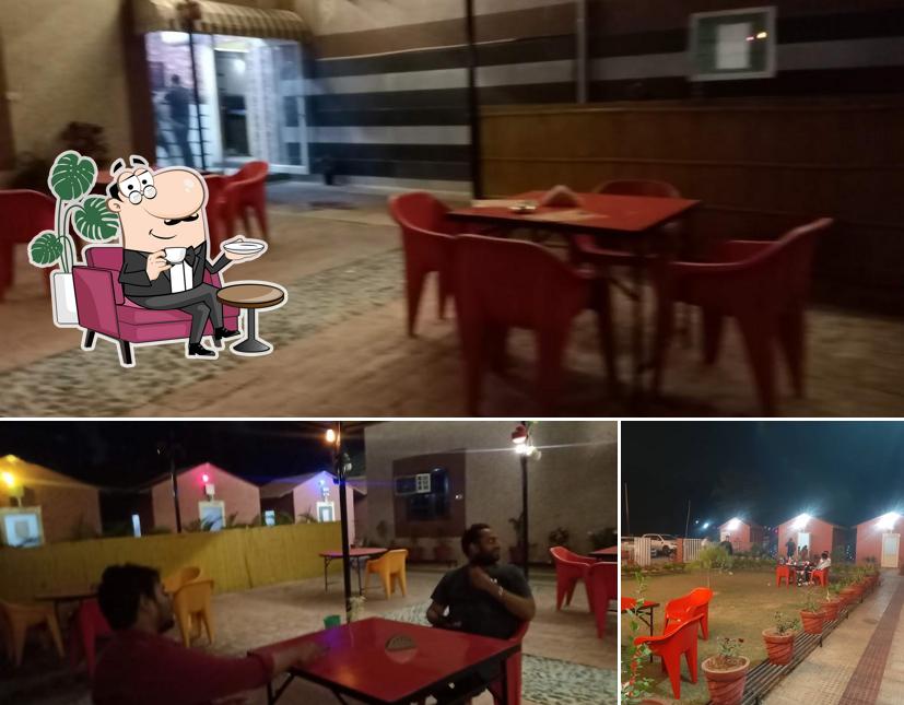Check out how Vintage Zaika looks inside