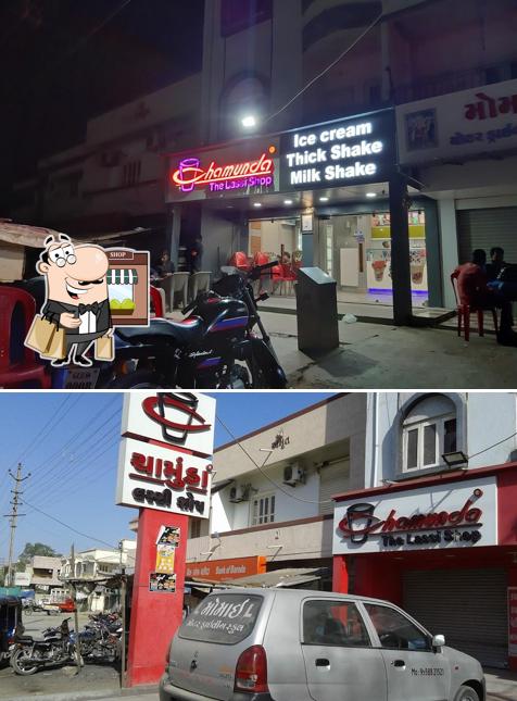 Check out how Chamunda the Lassi Shop looks outside