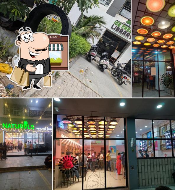 Check out how Naturals Ice Cream looks outside