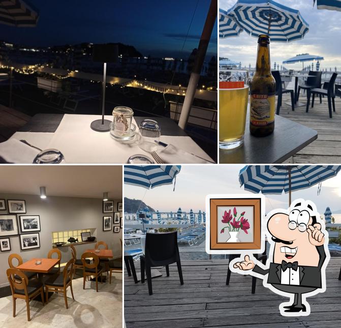 Siediti a un tavolo di Mapi Drink & Food