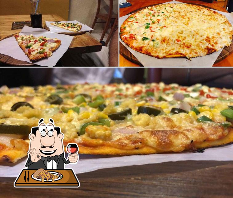 Get pizza at INFI PIZZERIA GOTRI