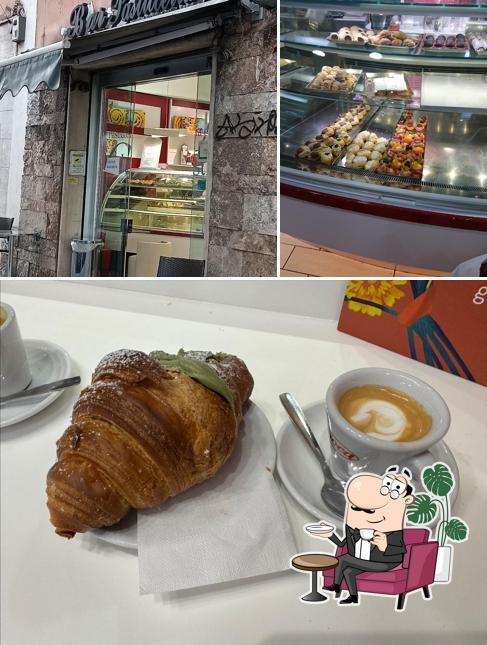 Siediti a un tavolo di Pasticceria La Celestiale