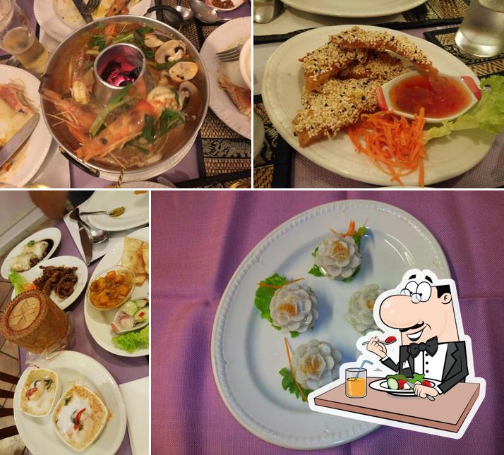 Platti al Ristorante Elefante Bianco