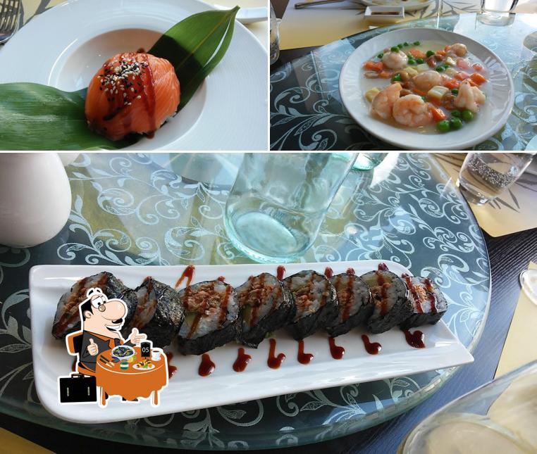 Ordina tra i molti pasti di mare offerti a Liao Asian Restaurant