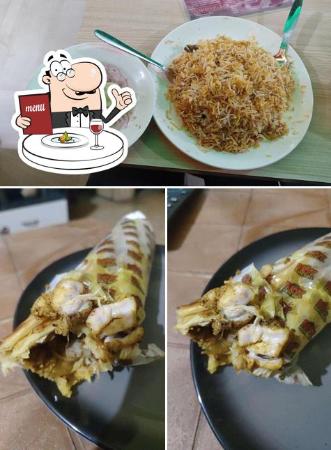 Food at HOT KATI ROLL & RESTAURANT