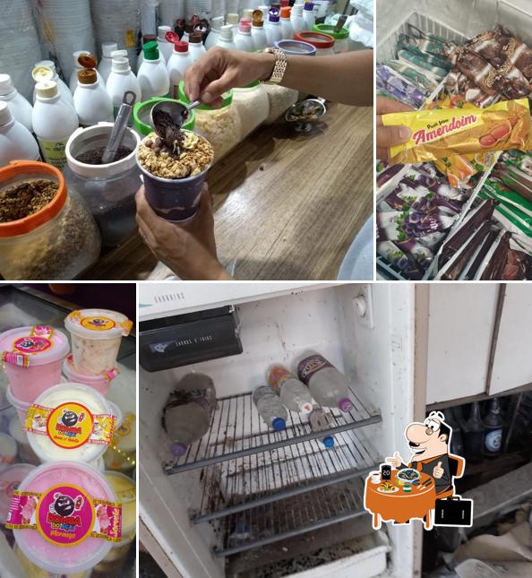Mexilhões em Bomba Do Açai