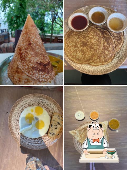Samosa at The Living Room_Auroville