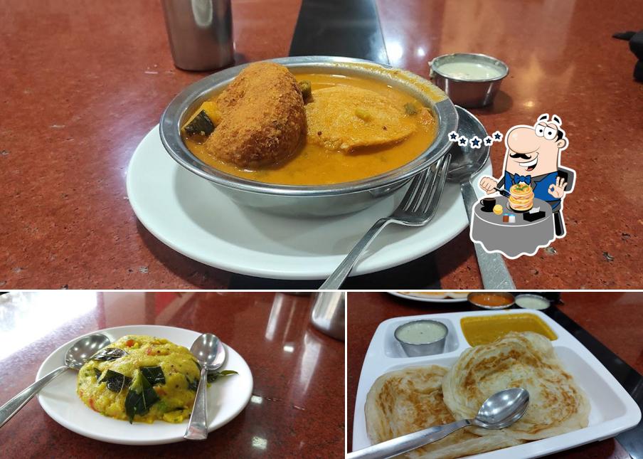 Food at Pai Tiffins