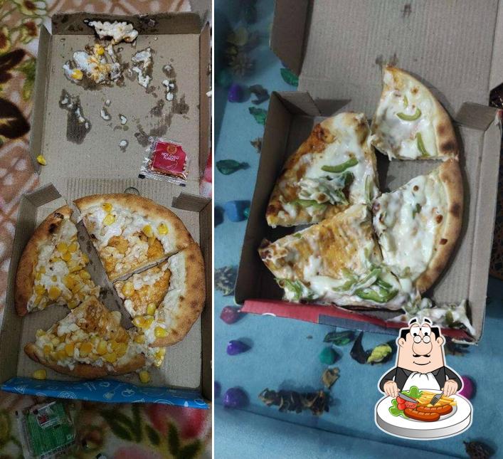 Food at Pizza Pie Cafe