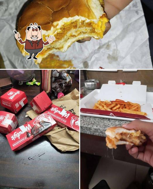 Food at Wendy's Burgers