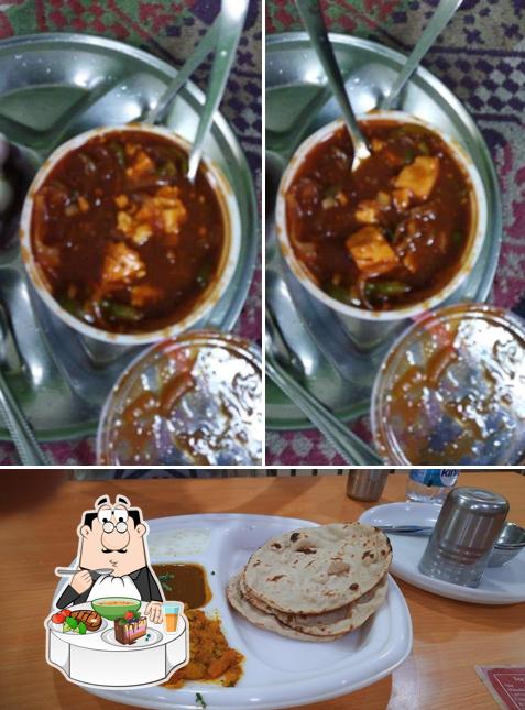 Hot and sour soup at Saini Dhaba