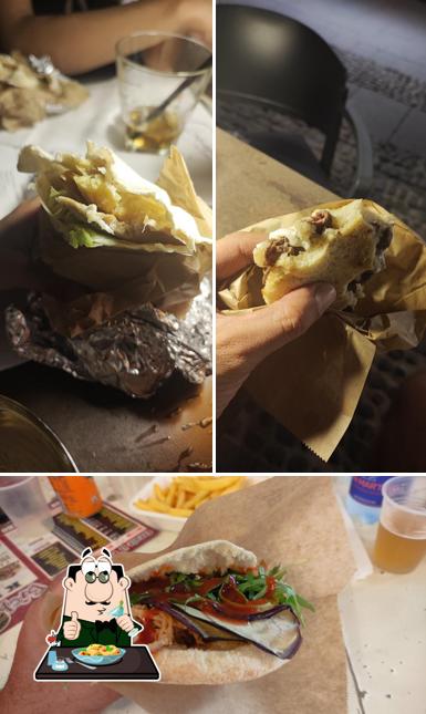 Panino con maiale stirato al Bicho Raro di Stefano Rosella