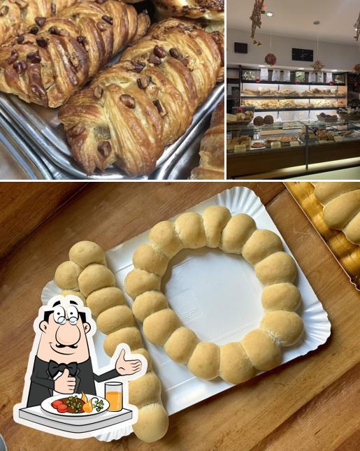 La foto di cibo e interni da Panificio Baio di Baio Luigi e Co