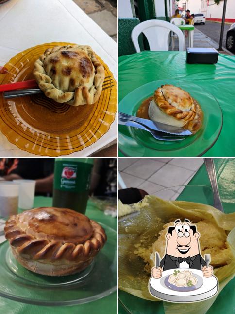 Dumplings em Pamonharia Peixoto e Empadão Goiano (Marlene)