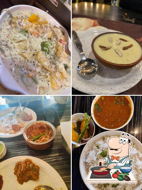 Chicken curry at Just Dilli Street mysuru