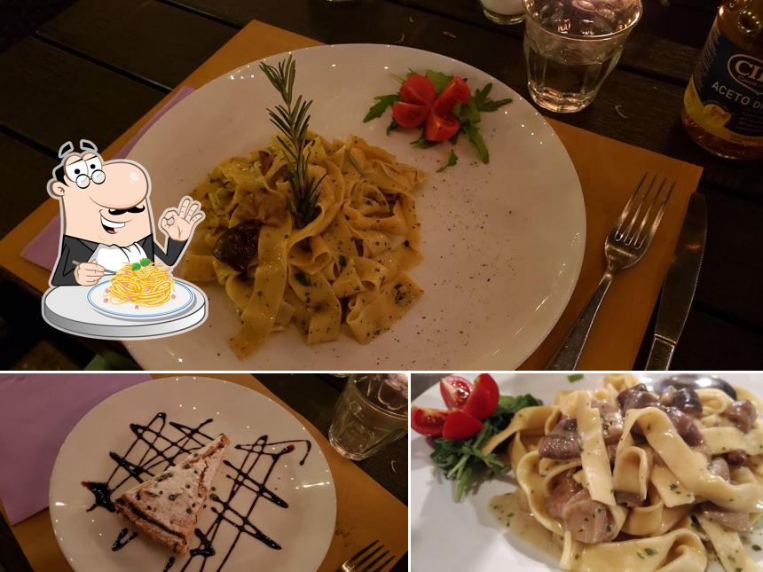 Spaghetti alla carbonara al Al Glicine trattoria con vista