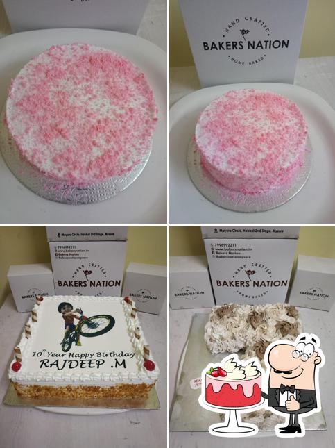 Red velvet cake at BAKERS NATION