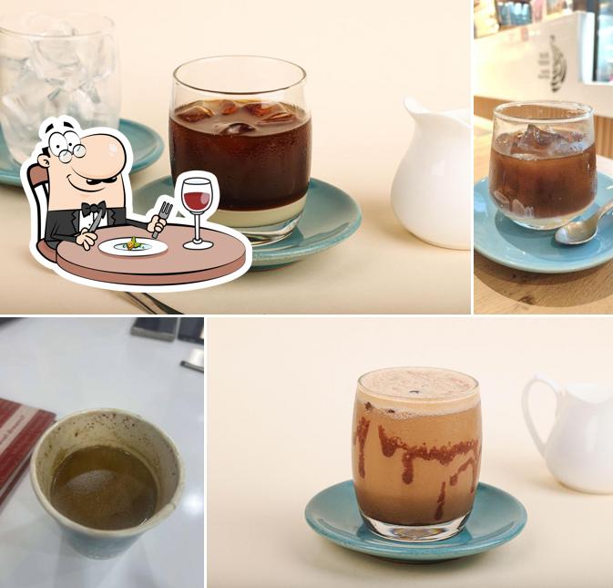 Chocolate mousse at Blue Tokai Coffee Roasters New Excelsior Cinema, Fort