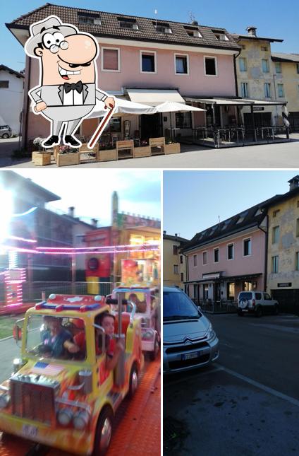 Gli esterni di TOTObar "Al Tabachin"