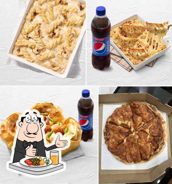 Food at Pizza Hut Forum Mall, Kochi