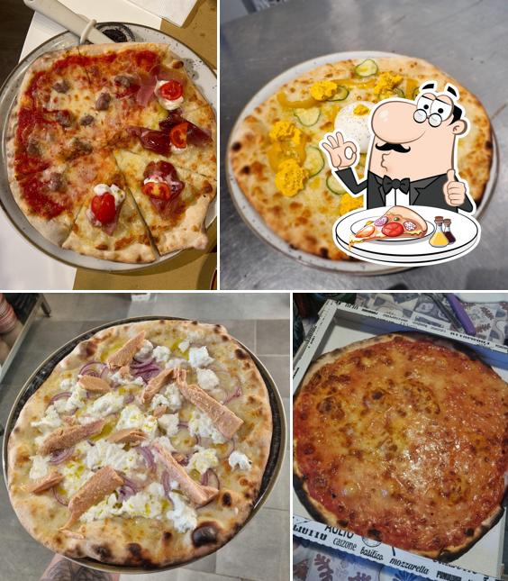 Prenditi una pizza a Pizzeria Speedy Gonzales di Guglielmi Ilenia