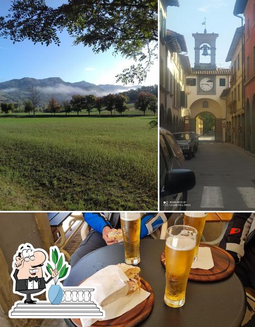 Guarda la immagine che presenta la esterno e birra di Bar Alimentari L'Arcobaleno Di Zini & C