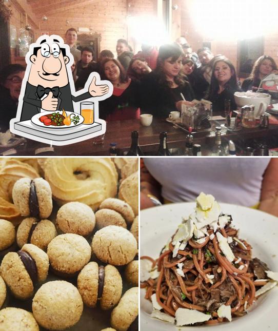 Dai un’occhiata alla foto che mostra la cibo e bancone da bar di Cit Ma Bun