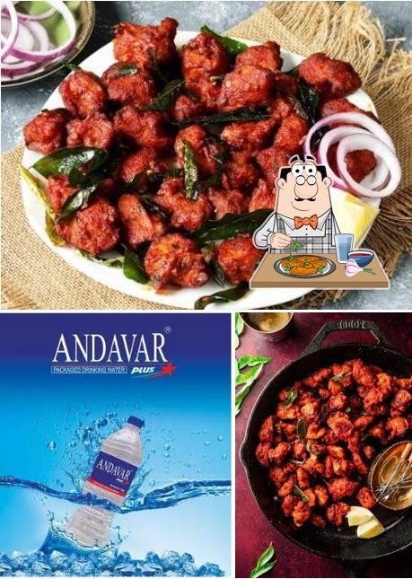 Chicken wings at Lhee Agada Biriyani (அகாடா பிரியாணி)
