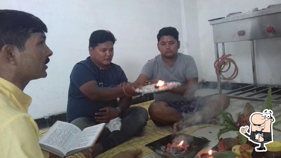 Here's a picture of Mominos Prop. Vikas Thapa