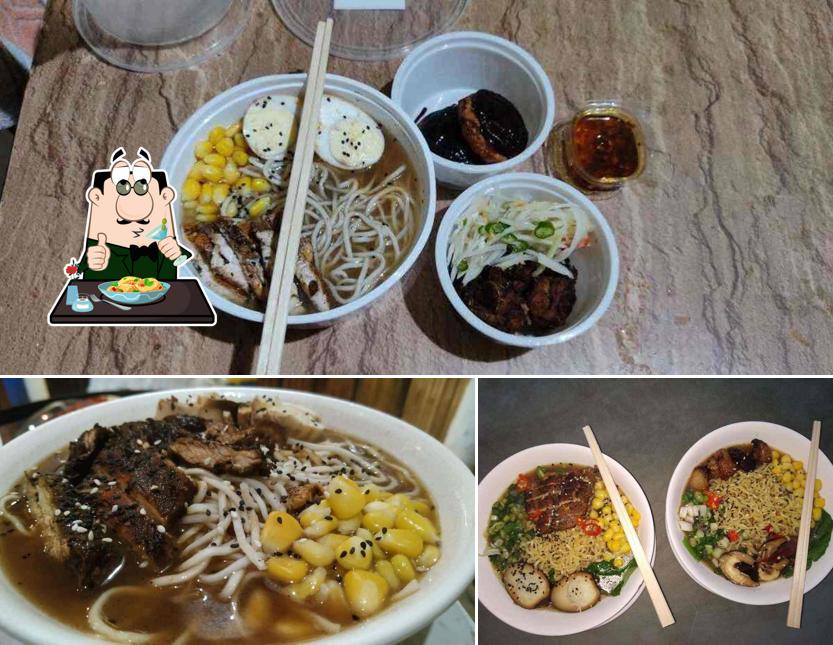 Food at Yatai Food Cart