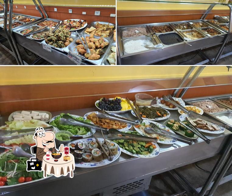 Platos en Yan Shan Zay