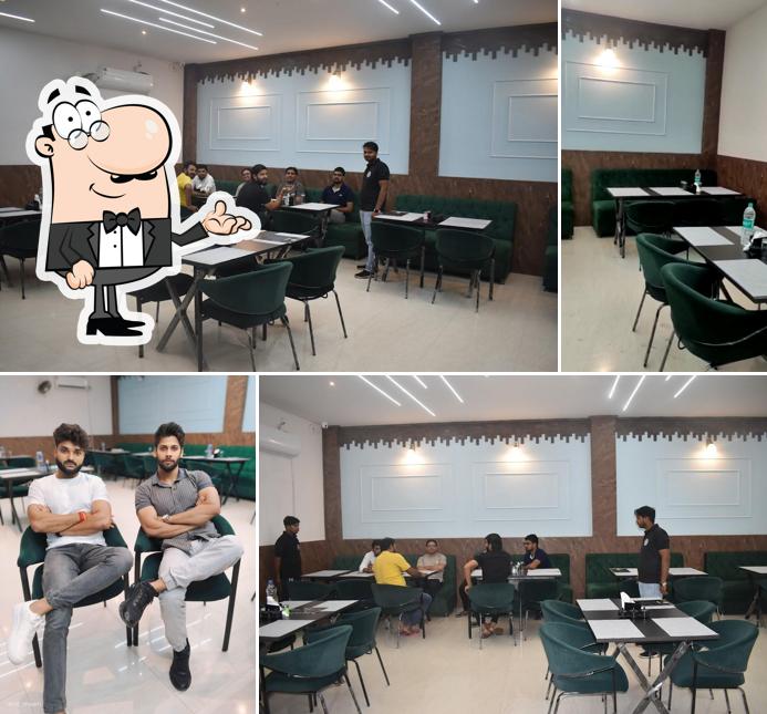 Check out how Paprika, your dining partner looks inside