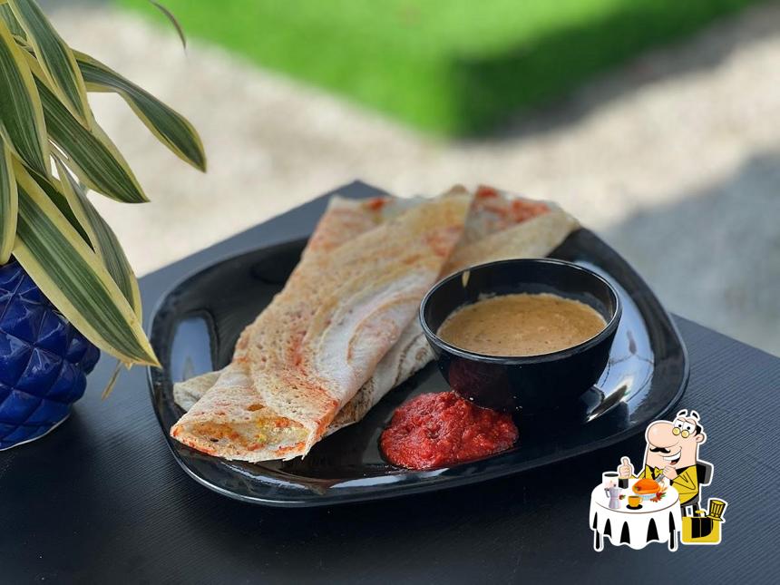 Meals at INFINITI CAFE