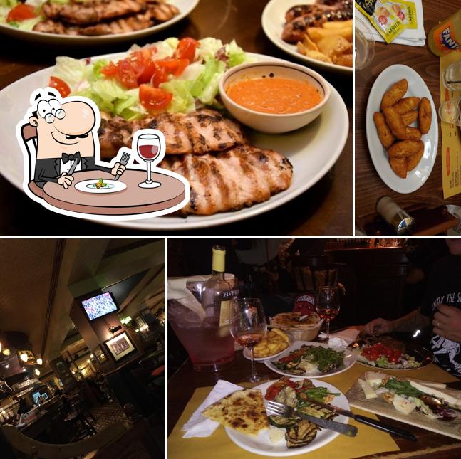 Platti al Tennent'S Grill Pub e Restaurant