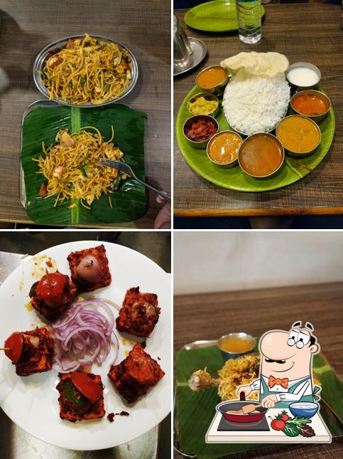 Chicken curry at Kavya Chettinadu Restaurant