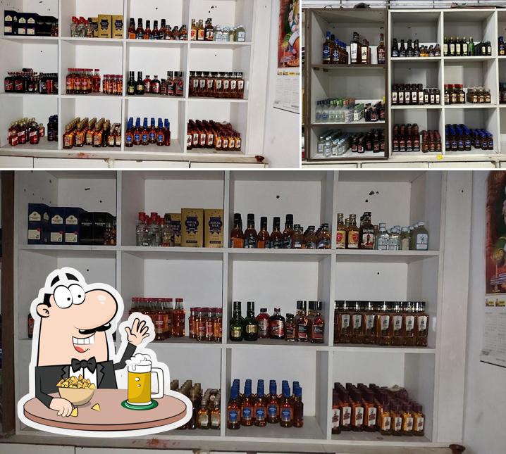Order a glass of light or dark beer