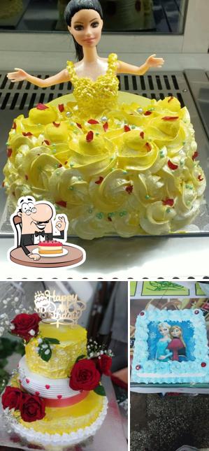 Cheesecake at Faij Cake Shop