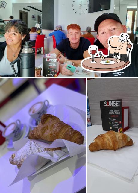 Questa è la foto che raffigura la cibo e bevanda di Trieste
