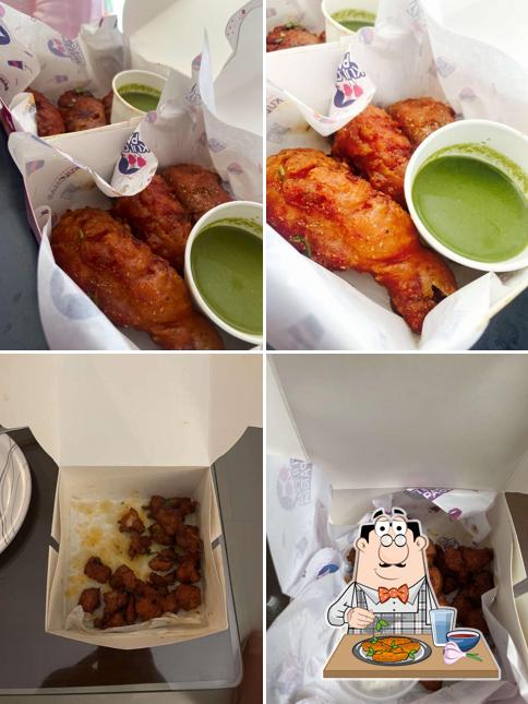 Chicken wings at Kulcha Patola