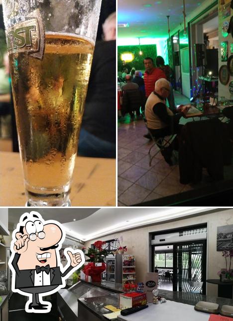 Siediti a un tavolo di Don Vito Lounge Bar