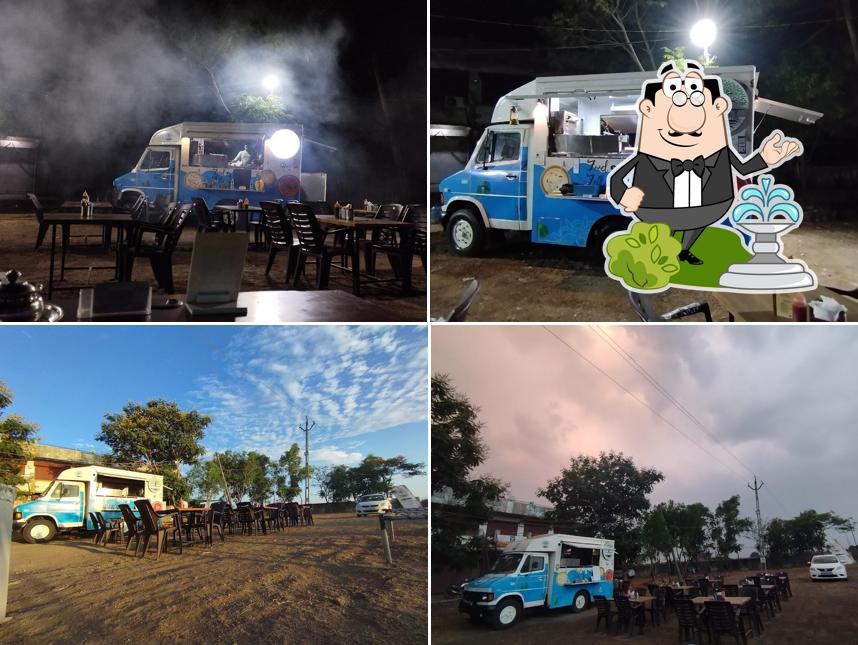 The exterior of Toshit - Food Truck